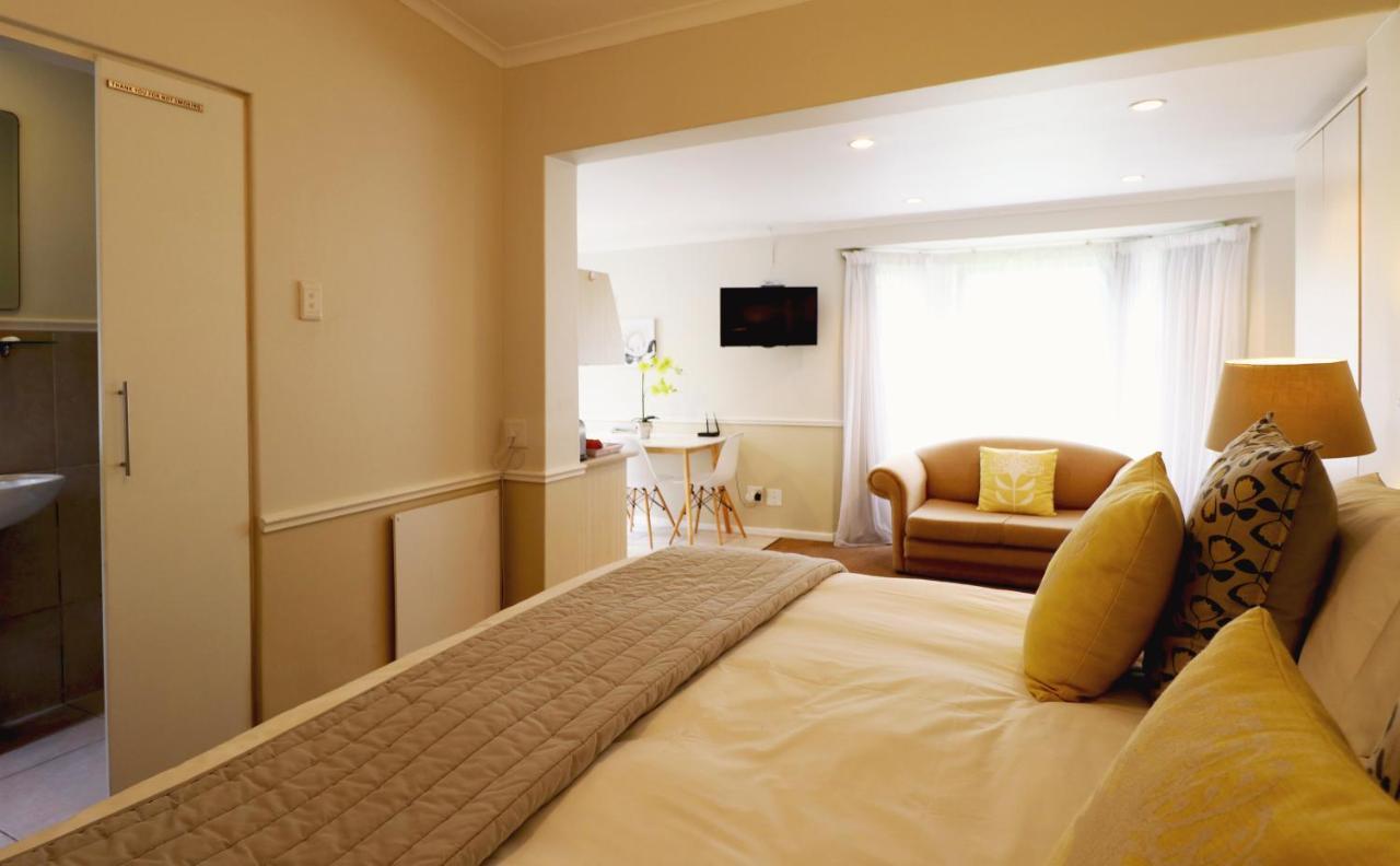 Fifth Avenue Beach House Port Elizabeth Bagian luar foto